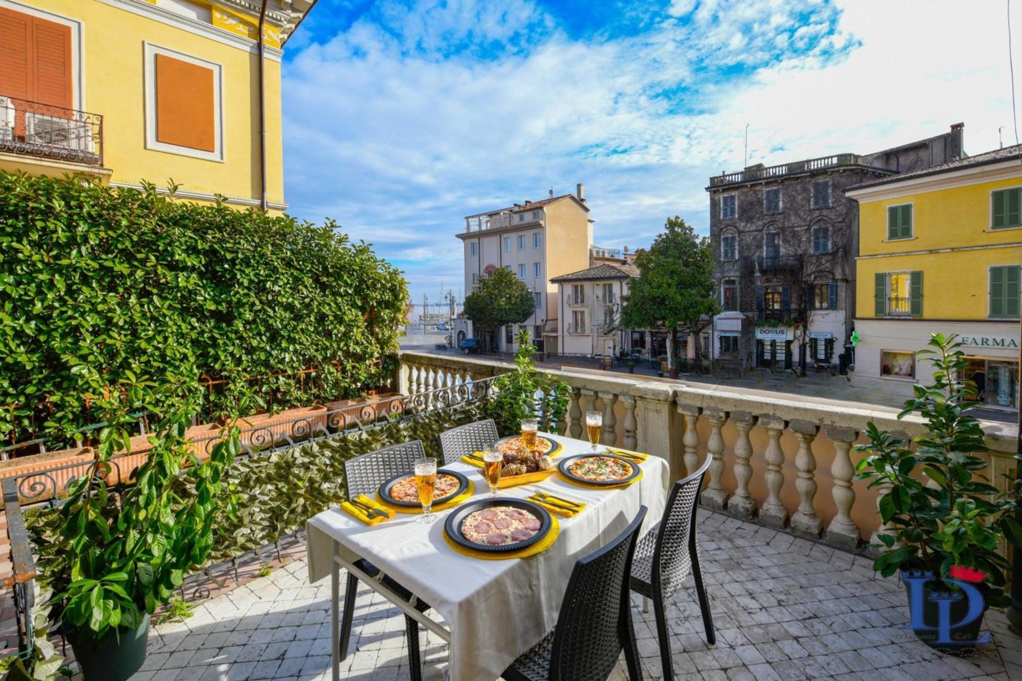 Desenzanoloft Official Partner Marriott Homes & Villas - Let It Be A Dream - Renovation 2025 Lake View Desenzano del Garda Luaran gambar